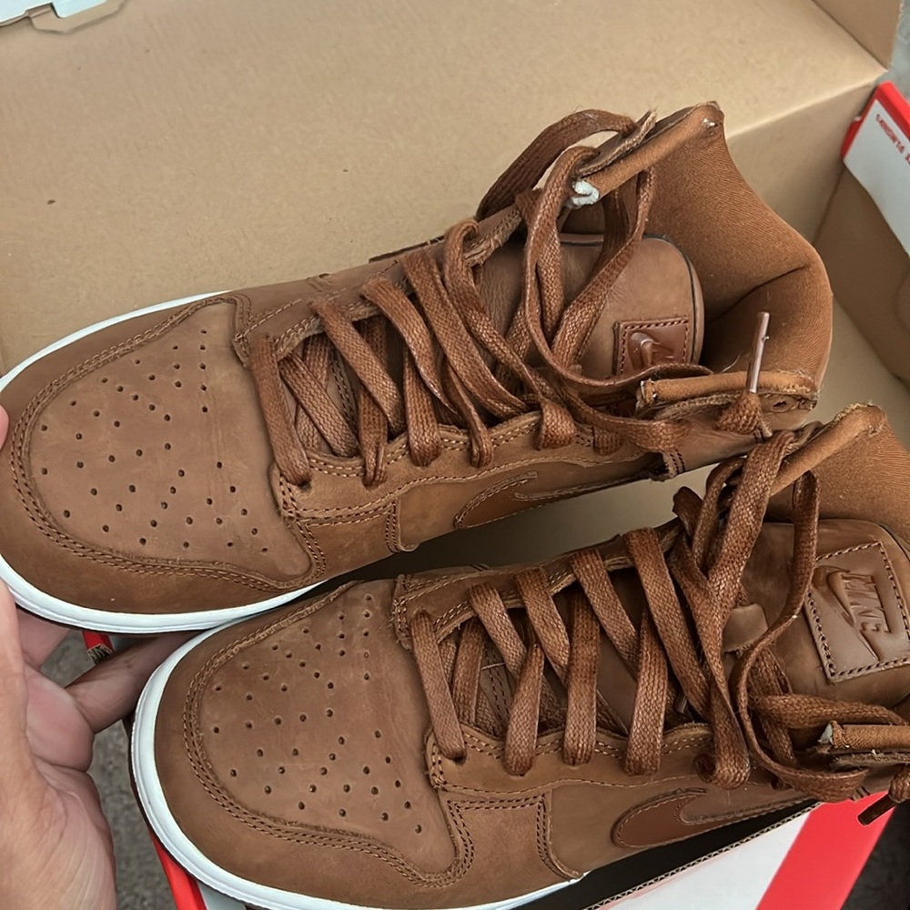 Nike Dunks - Pecan - image 4